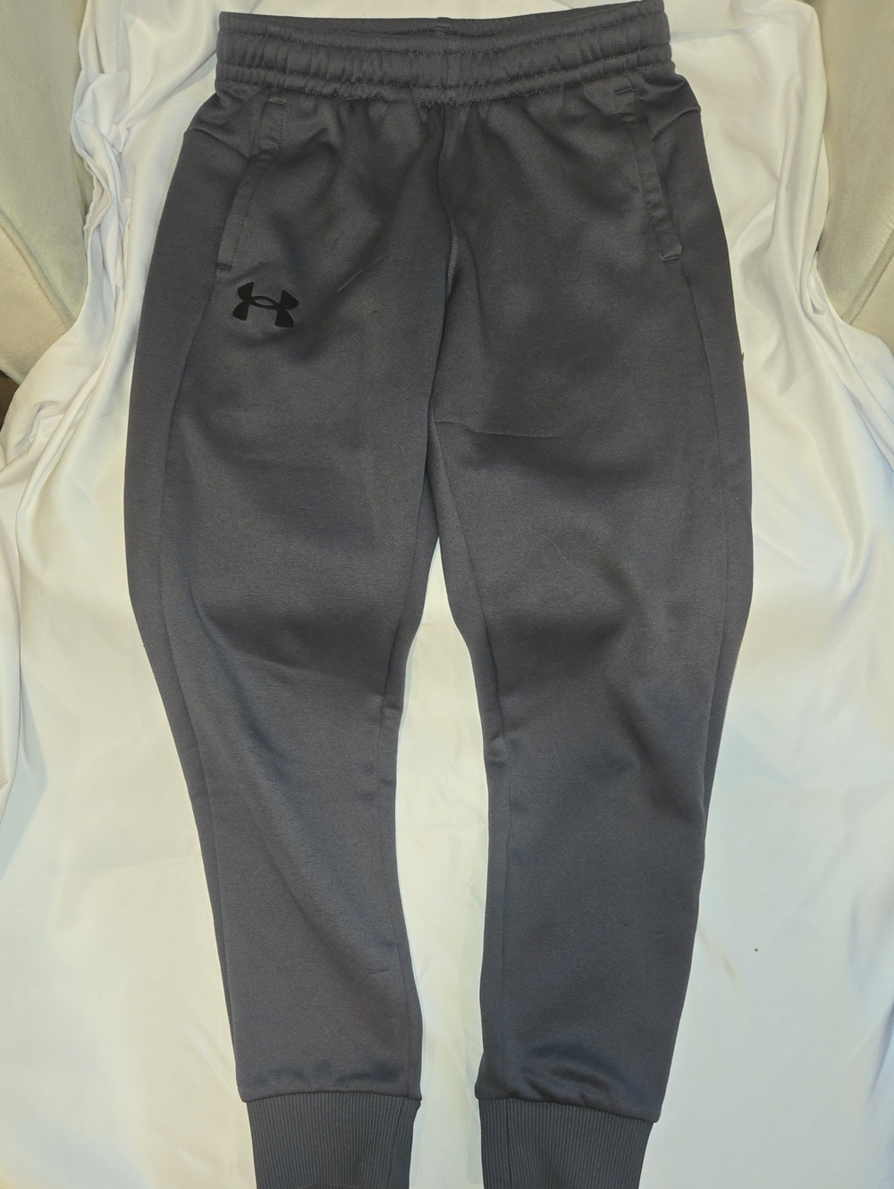 Under Armour Youth Boy's Charcoal Gray Jogger Sweatpants